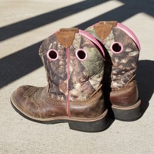 Women's Ariat Camouflage Boots